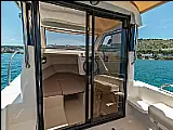 Fortis 590C - Interior image