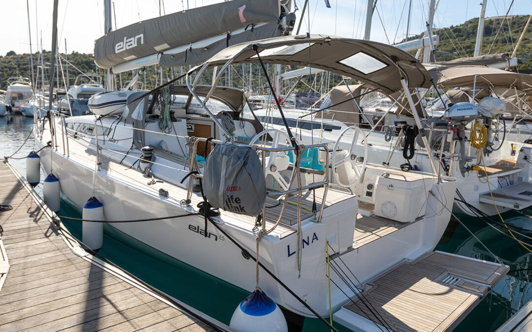Elan E5